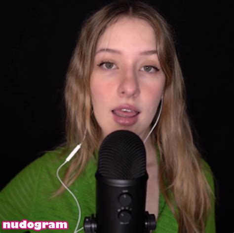 diddly asmr nude|DiddlyDonger Onlyfans Legs Spread ASMR Leaked Video